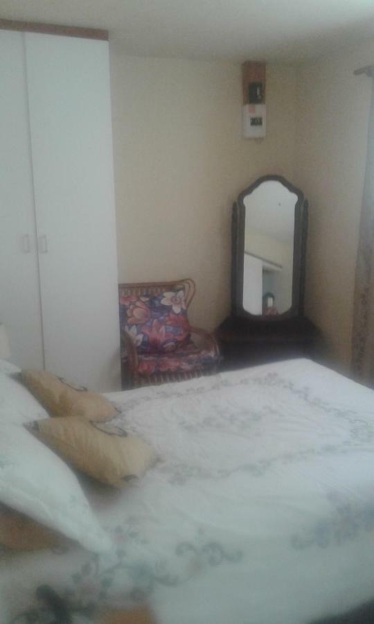 50 On Theal Apartment ปาโรว์ ภายนอก รูปภาพ